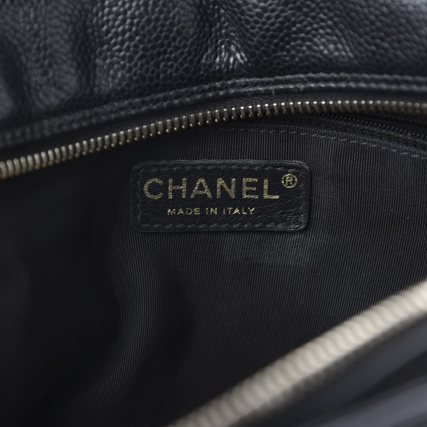 Caviar Quilted Petit Timeless Tote PTT Black