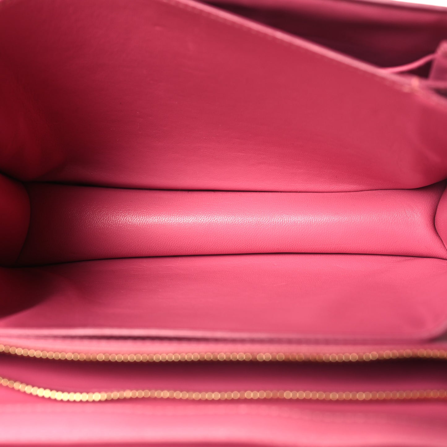 Smooth Calfskin Medium Classic Box Flap Bag Pink