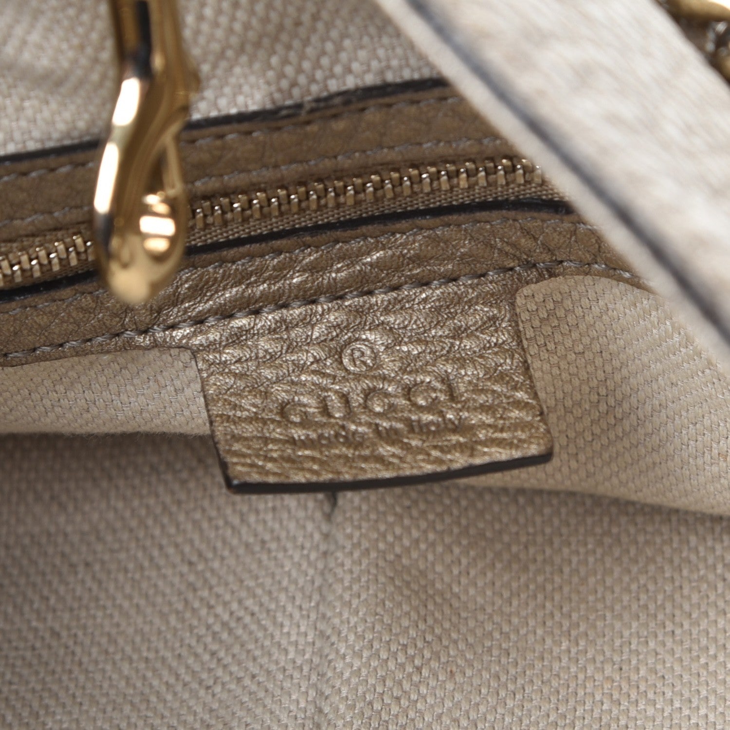Gucci Metallic Pebbled Calfskin Medium Soho Chain Shoulder Bag Golden Beige 6 of 16