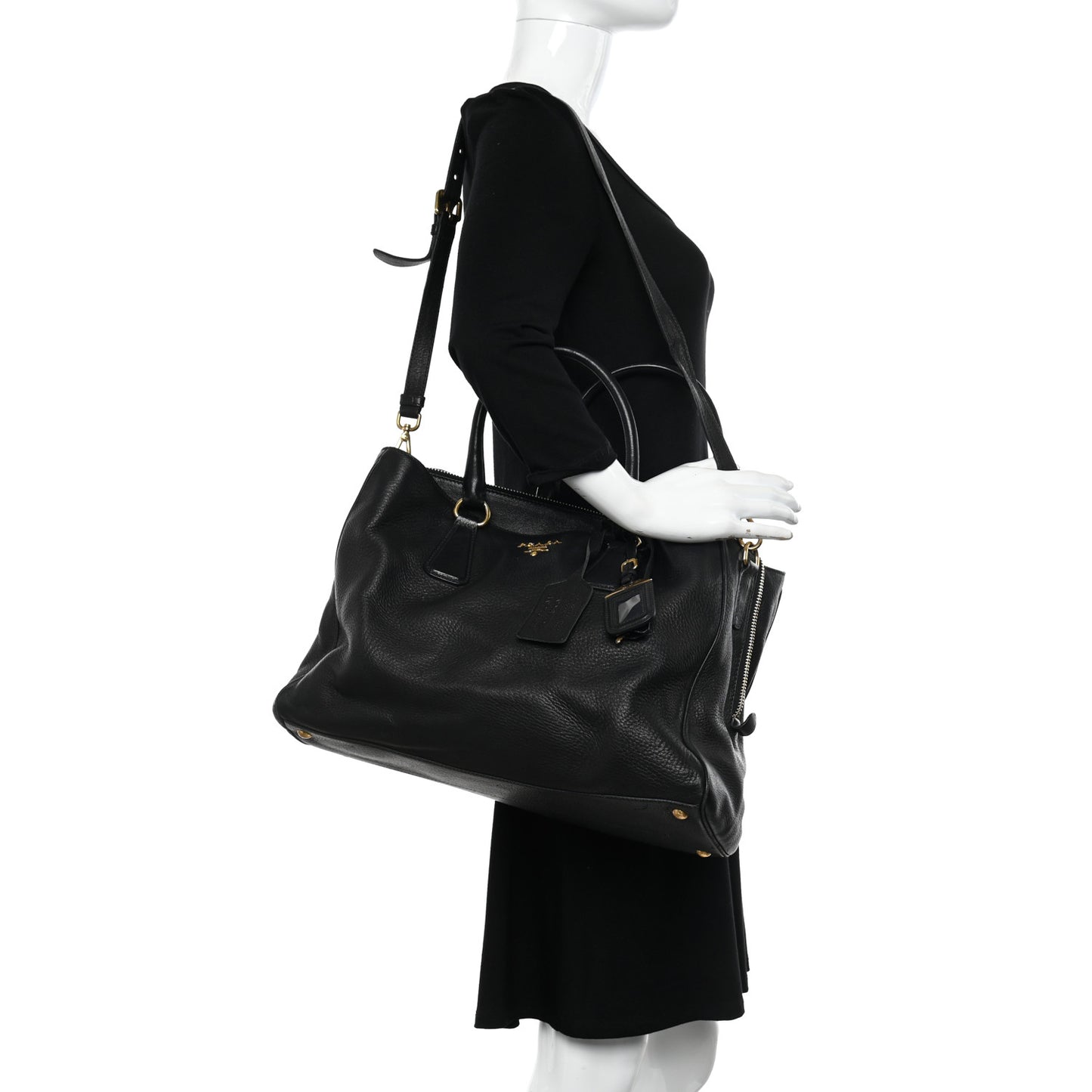 Vitello Daino Tote Black