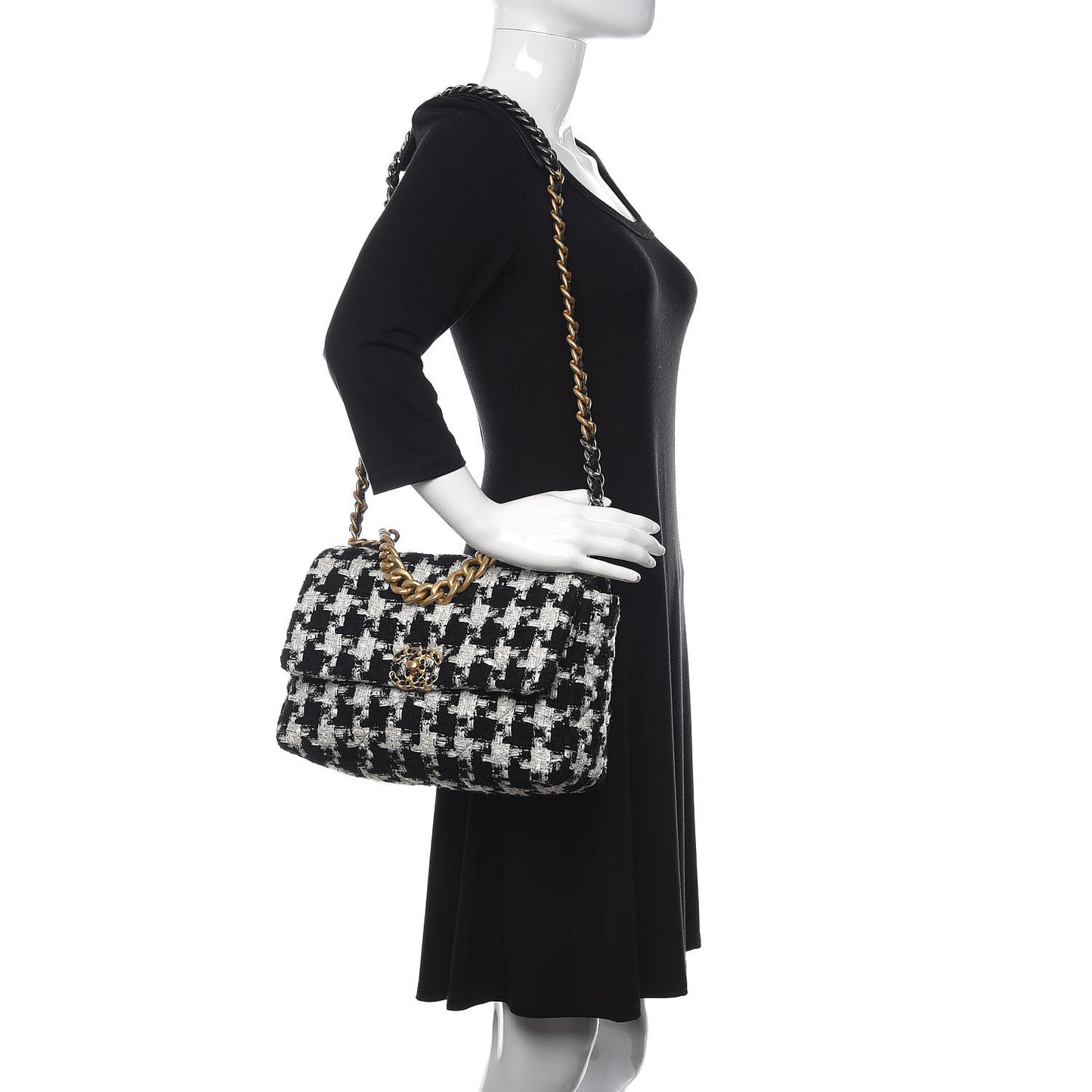 Tweed Quilted Large 19 Flap Black Ecru White