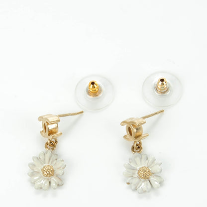 Chanel Flower CC Dangle Earrings Gold 3 of 5