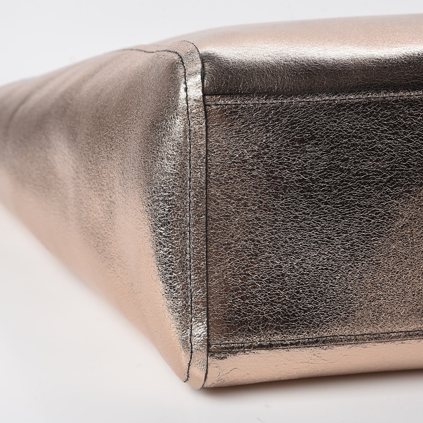 Grained Calfskin Medium Reversible Wandel Tote Black