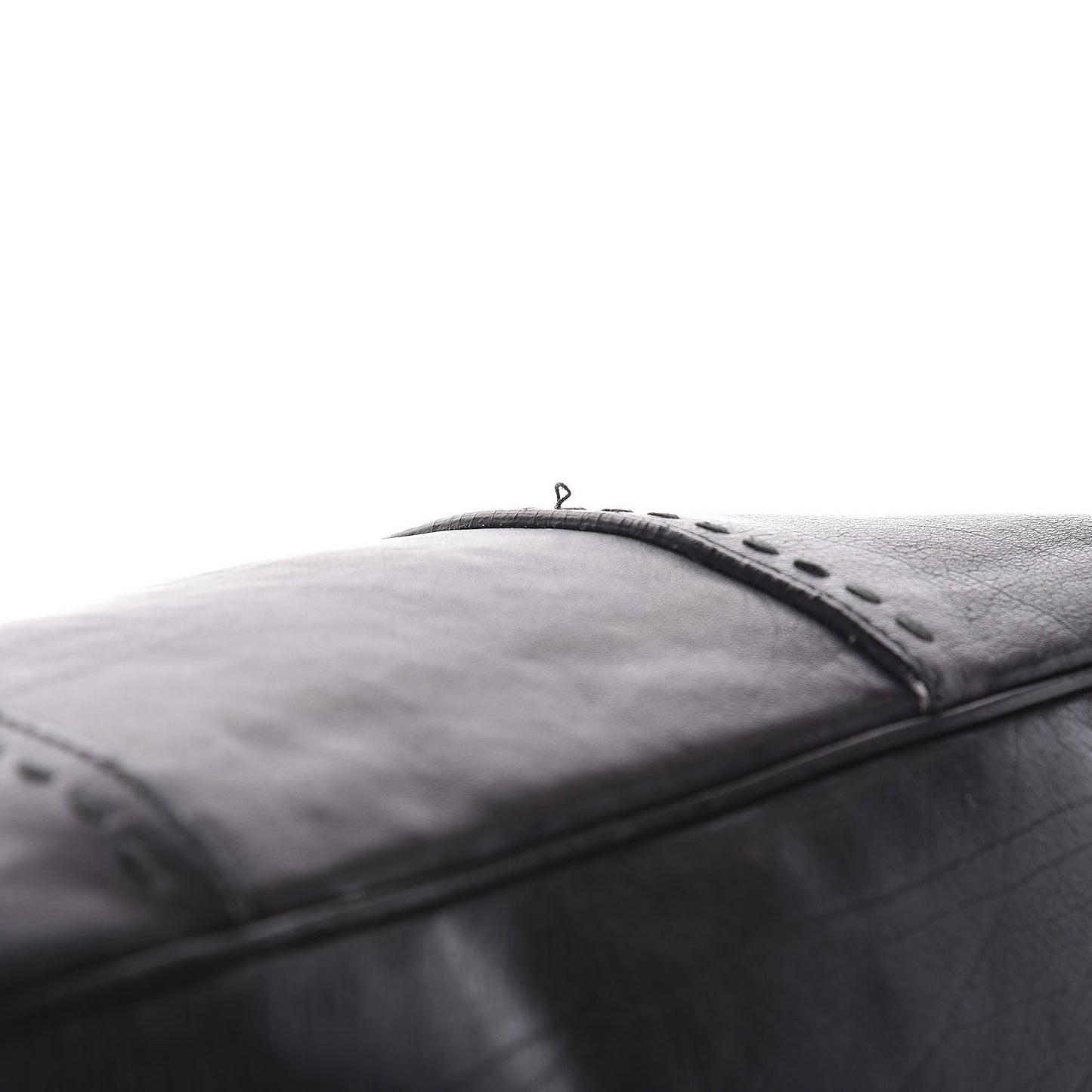 Calfskin Large Muse Black