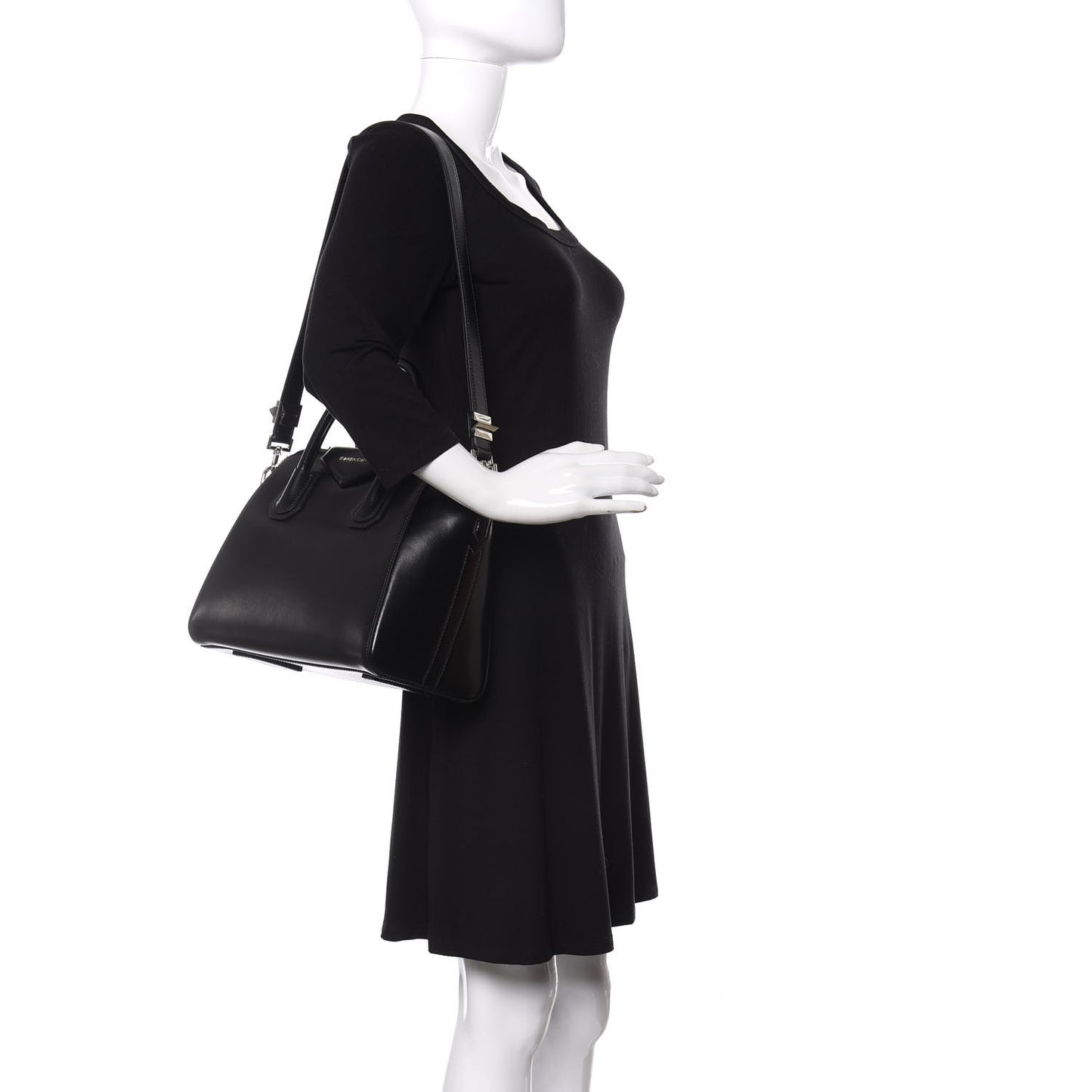 Shiny Lord Calfskin Small Antigona Black