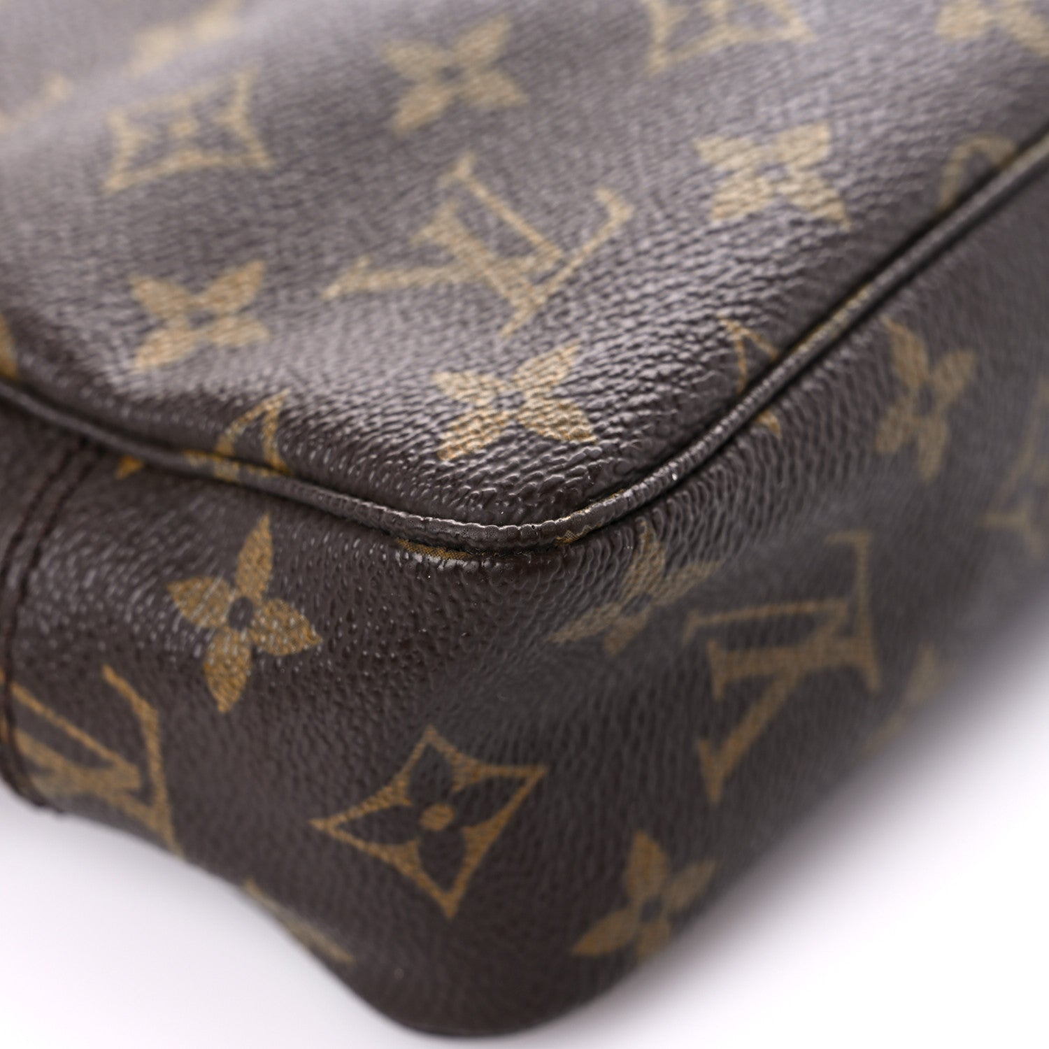 Louis Vuitton Monogram Trousse Toilette 23 7 of 14