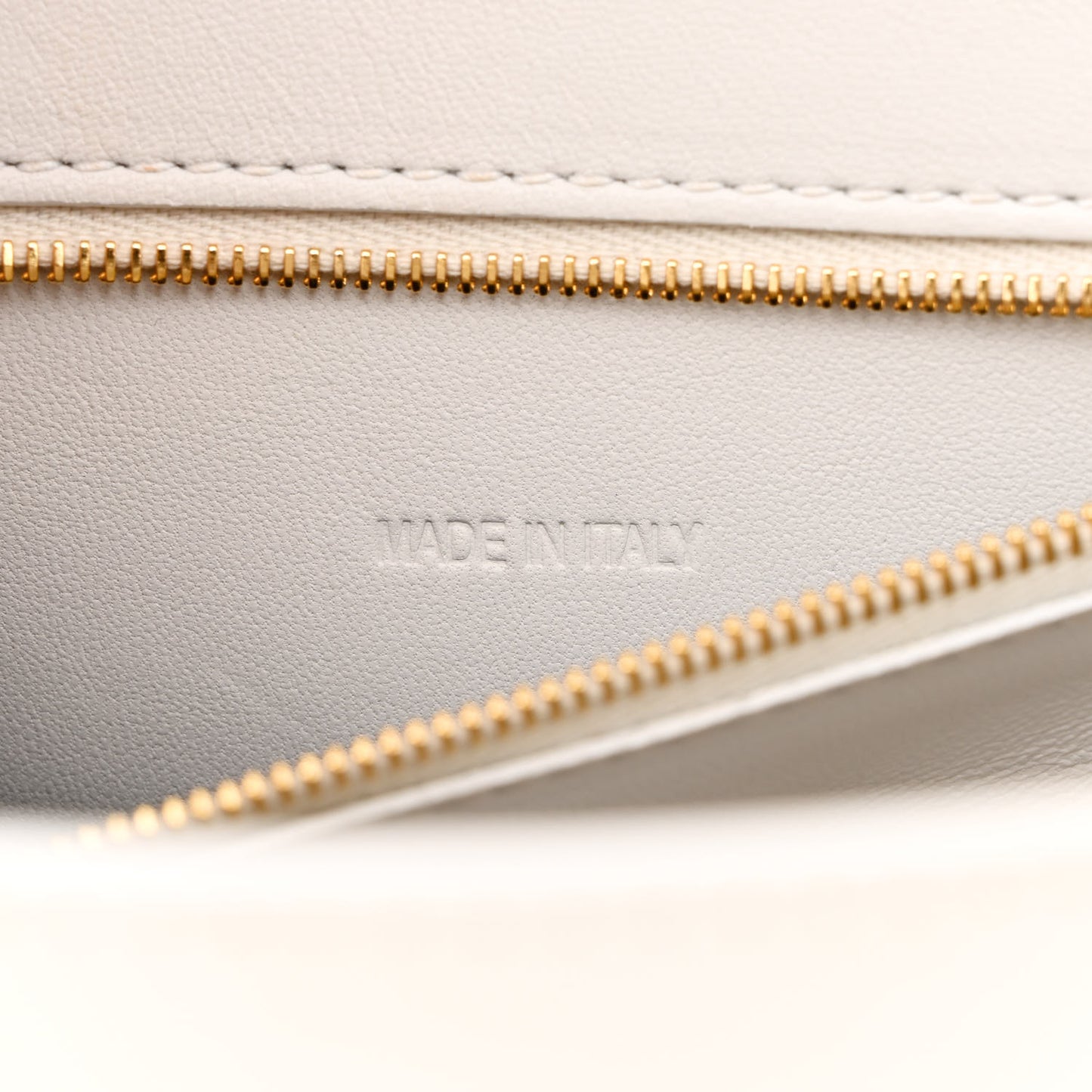 Shiny Calfskin Crocodile Embossed Small Hourglass Top Handle Bag White