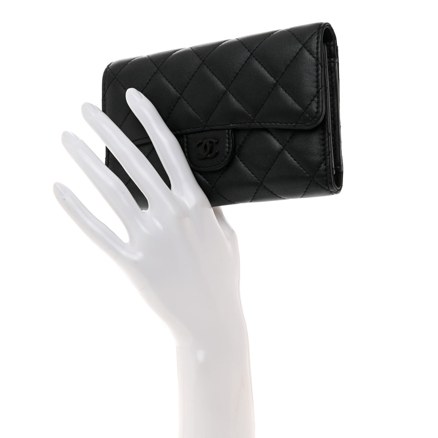 Lambskin Quilted Medium Flap Wallet So Black