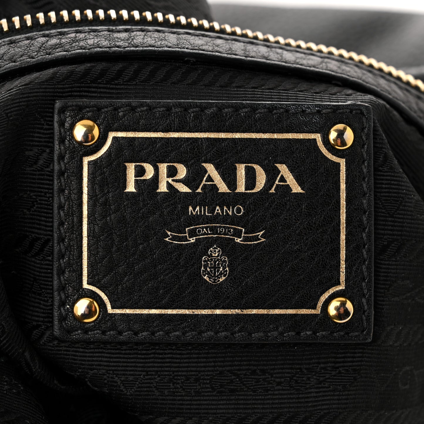 Vitello Daino Hobo Black