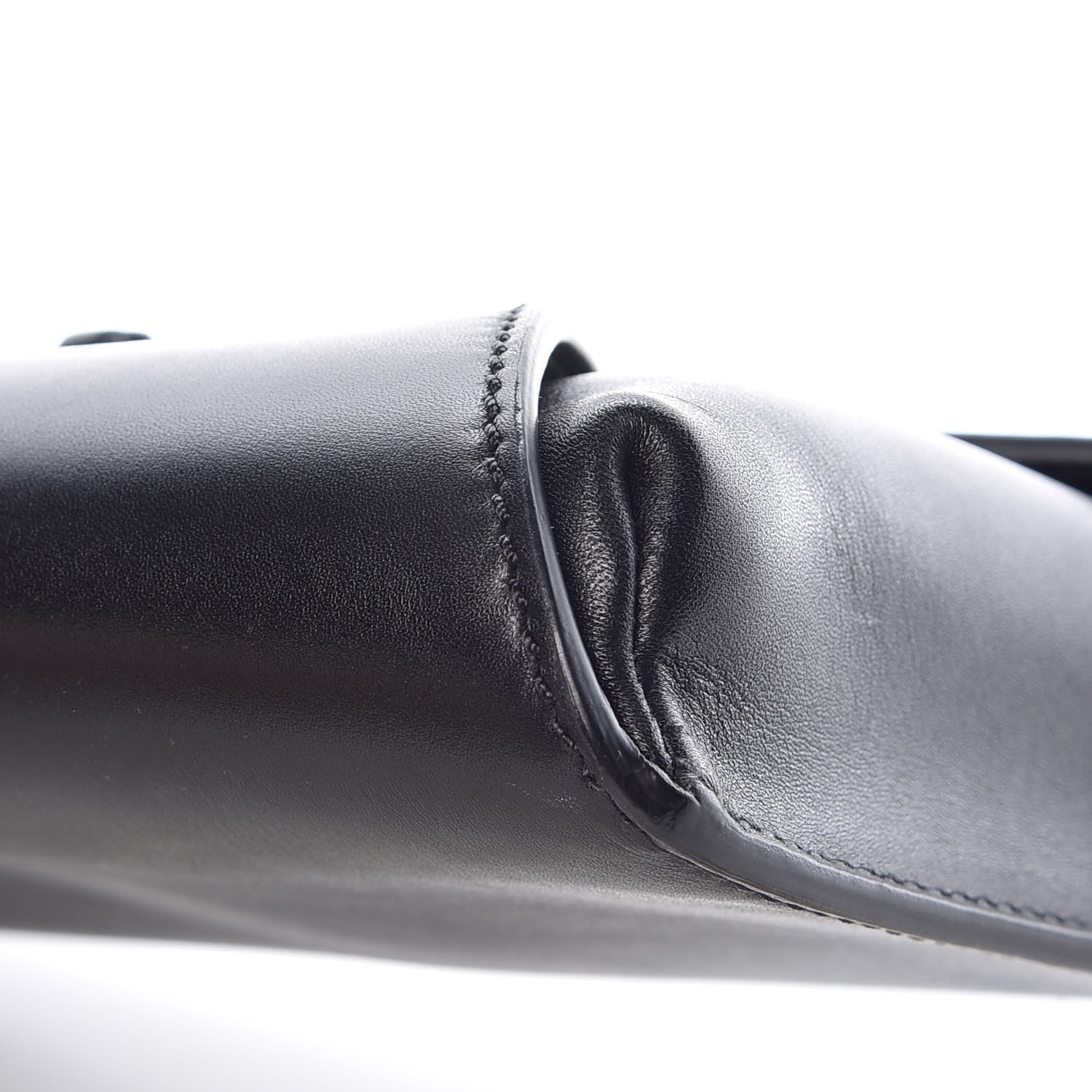 Valentino Garavani Calfskin V Rivet Chain Clutch Black 9 of 9