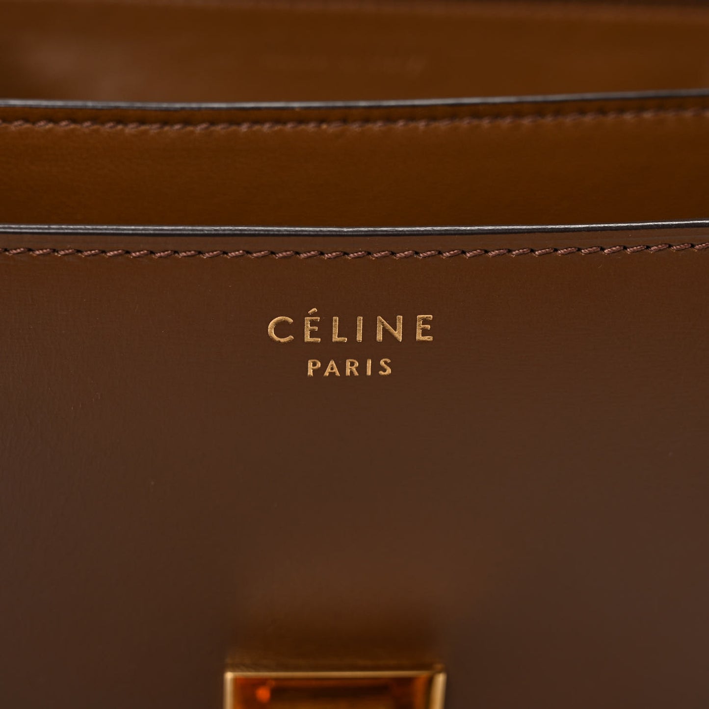 Smooth Calfskin Medium Classic Box Flap Bag Camel
