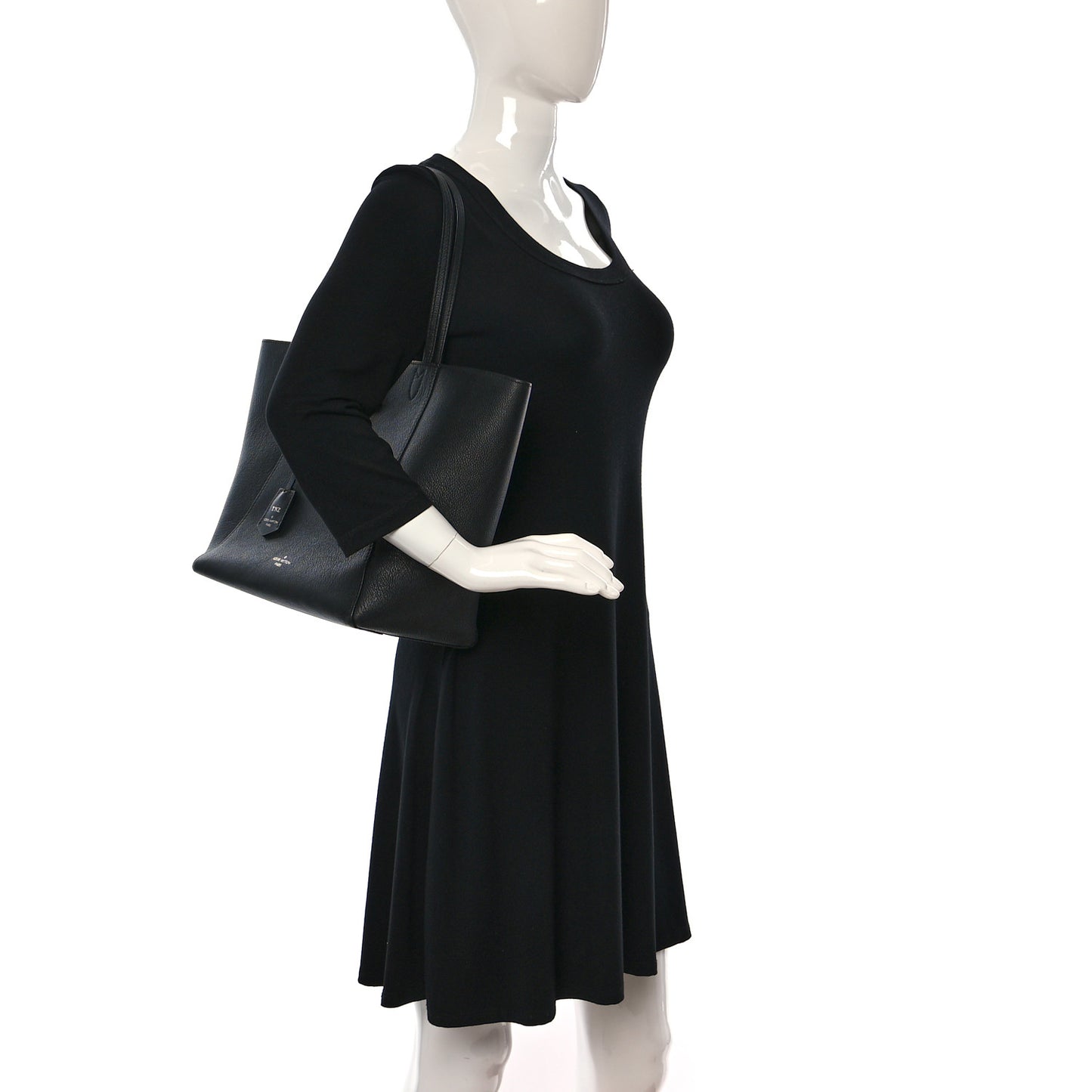 Calfskin Lockme Go Tote Black