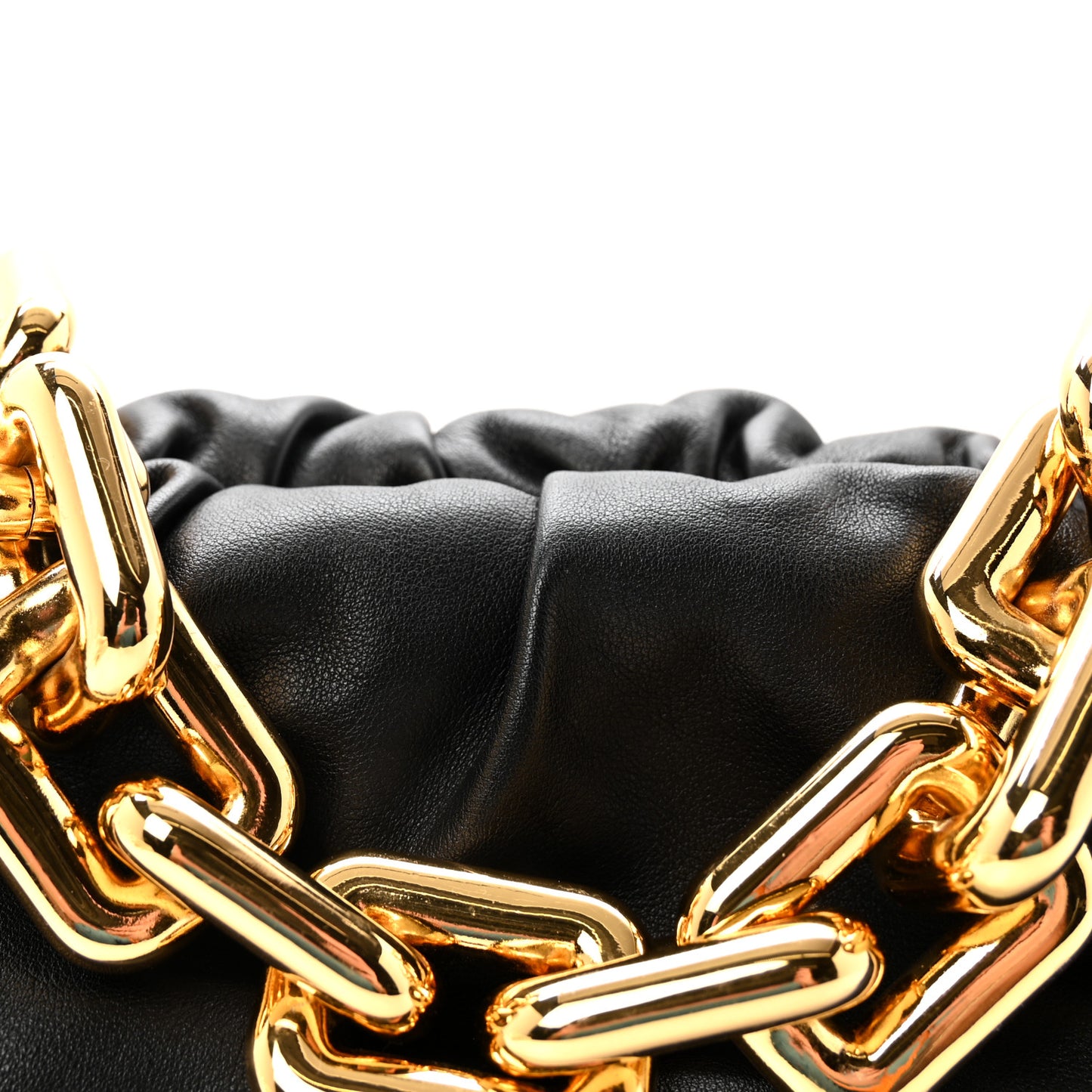 Calfskin The Pouch Chain Black