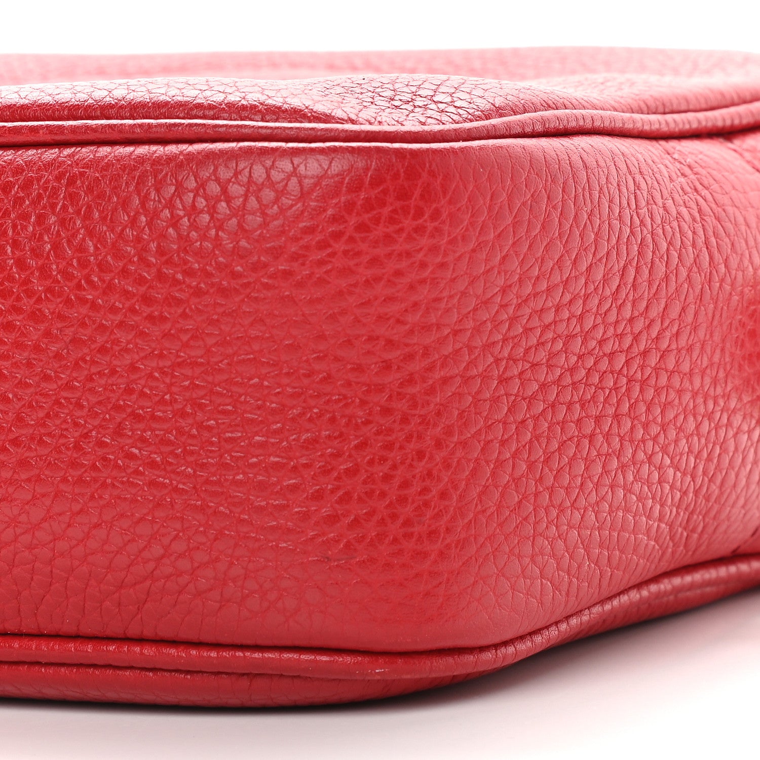 Gucci Pebbled Calfskin Small Soho Disco Bag Tabasco Red 9 of 9