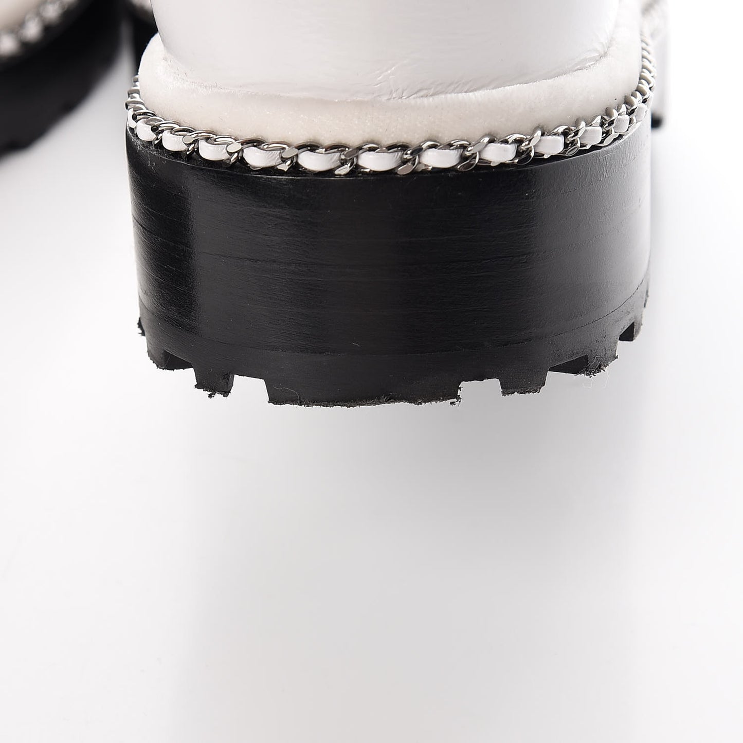 Crackled Calfskin Pearl Chain CC Combat Short Boots 40 White
