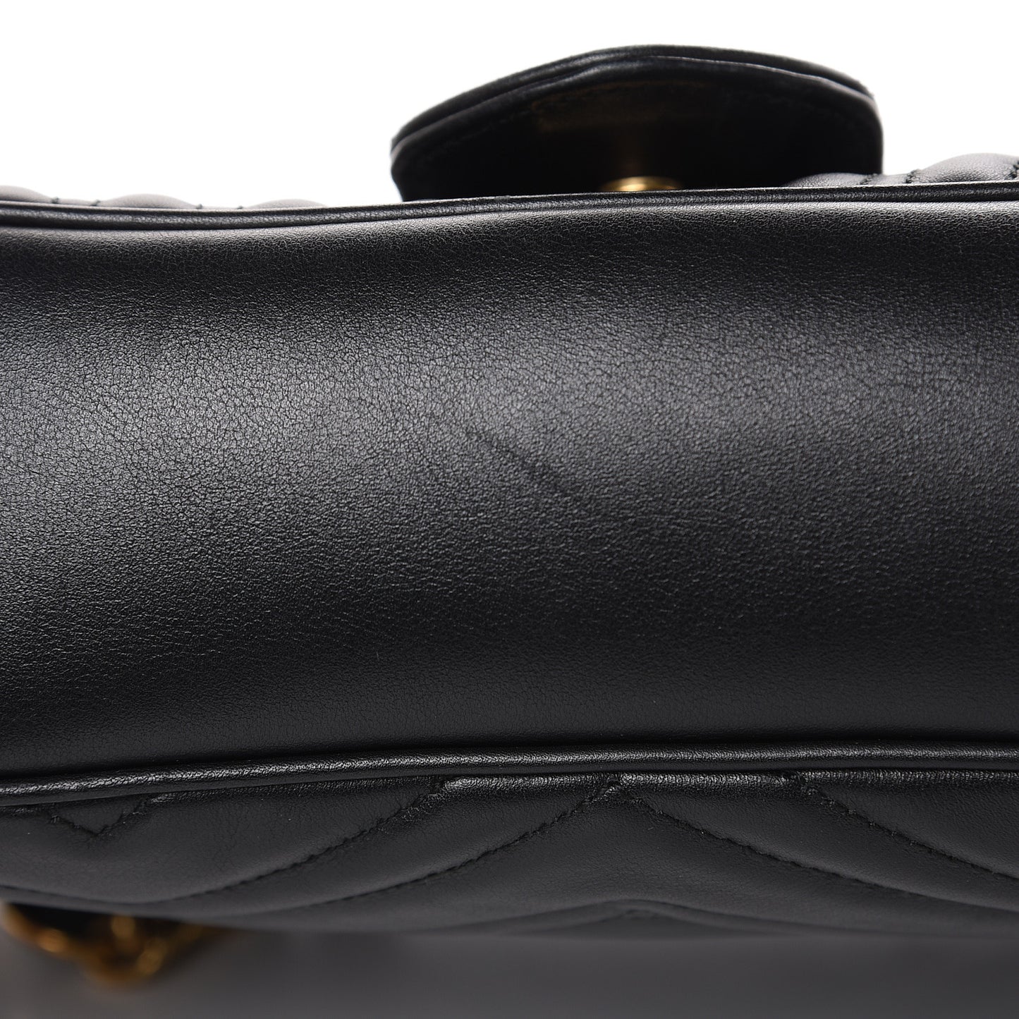 Calfskin Matelasse Medium GG Marmont Shoulder Bag Black