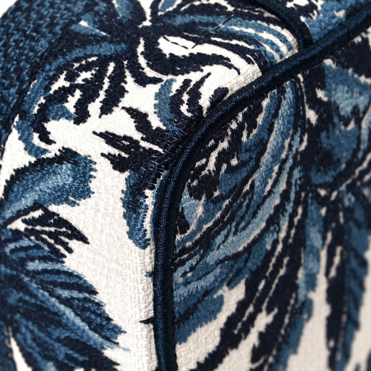 Christian Dior Canvas Embroidered Palm Tree Diortravel Vanity Case Blue Multicolor 11 of 12