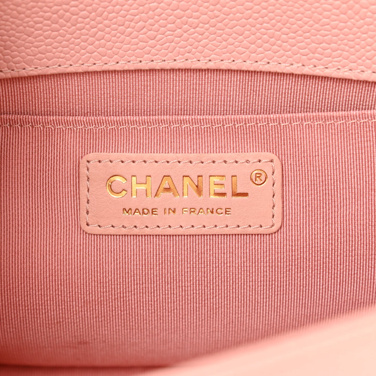 Caviar Quilted Medium Boy Flap Light Pink