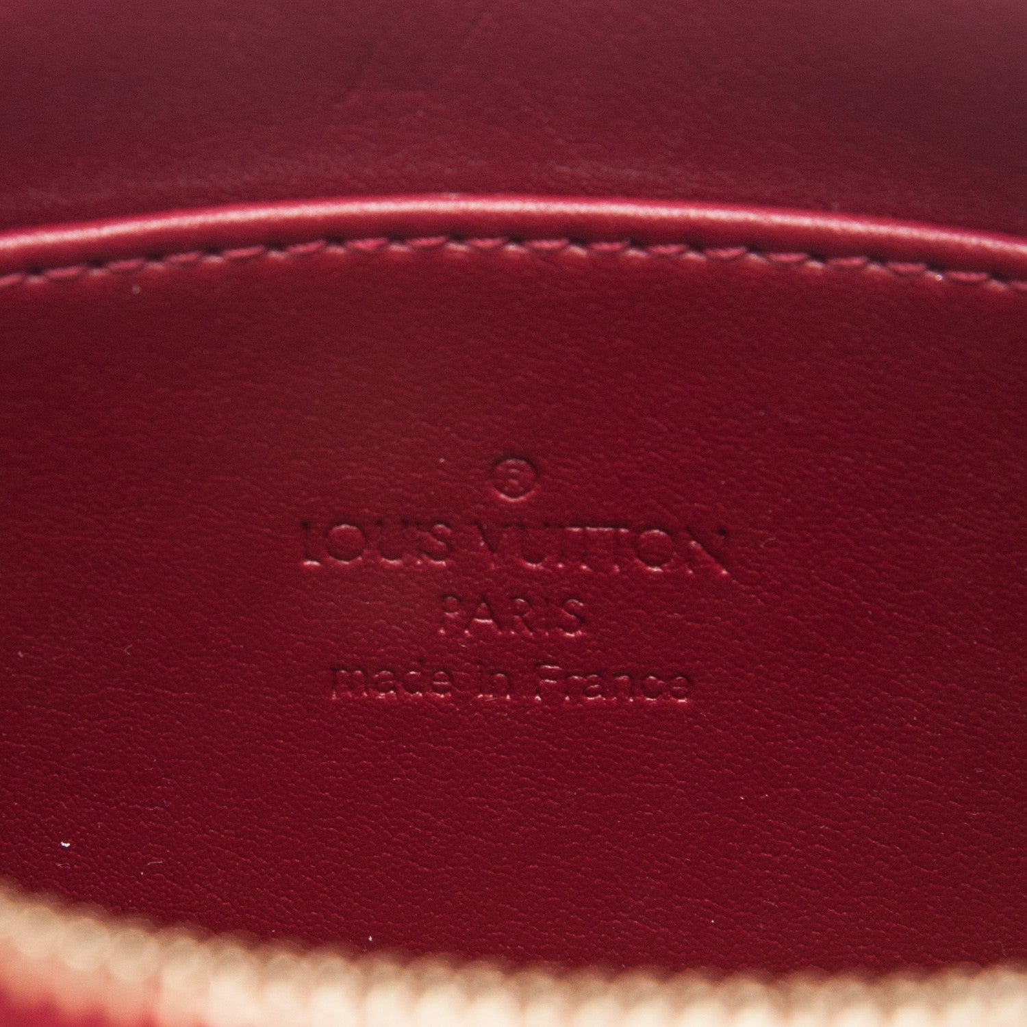 Louis Vuitton Vernis Trousse Cosmetic Pouch Pomme D'Amour 6 of 6