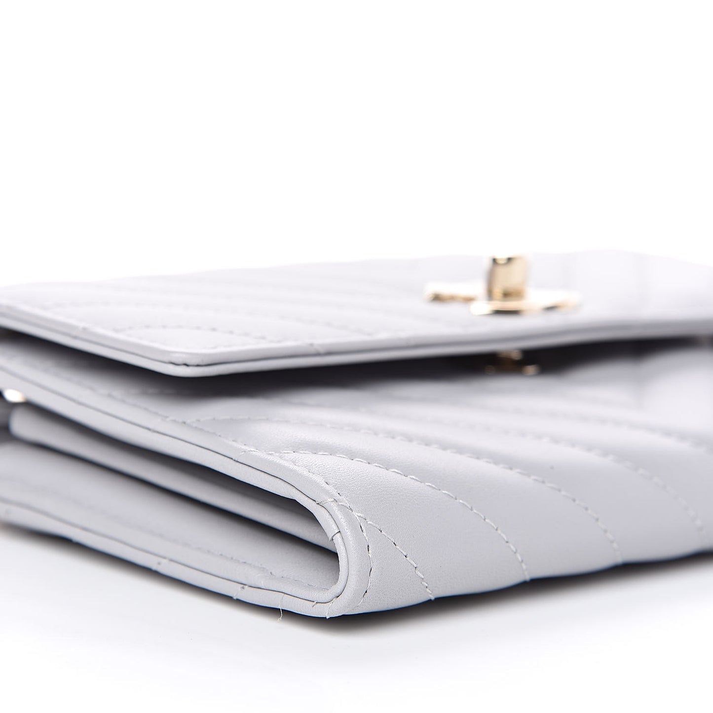 Lambskin Chevron Quilted Trendy CC Wallet On Chain WOC Grey