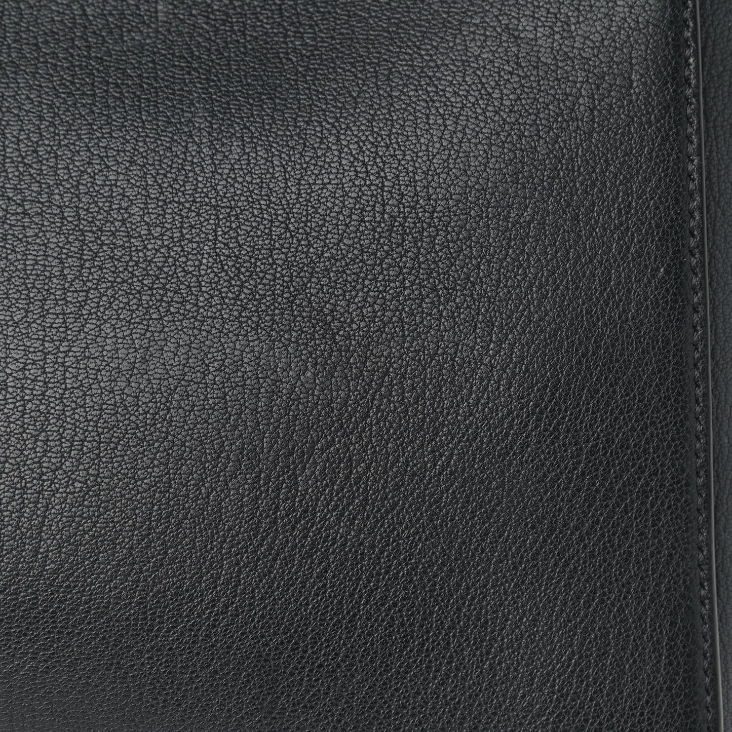 Sugar Goatskin Medium Antigona Black