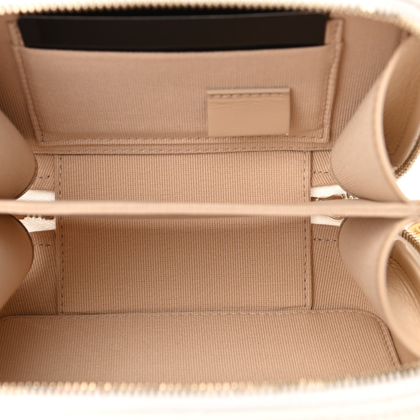 Caviar Quilted Twist Your Buttons Clutch With Chain White