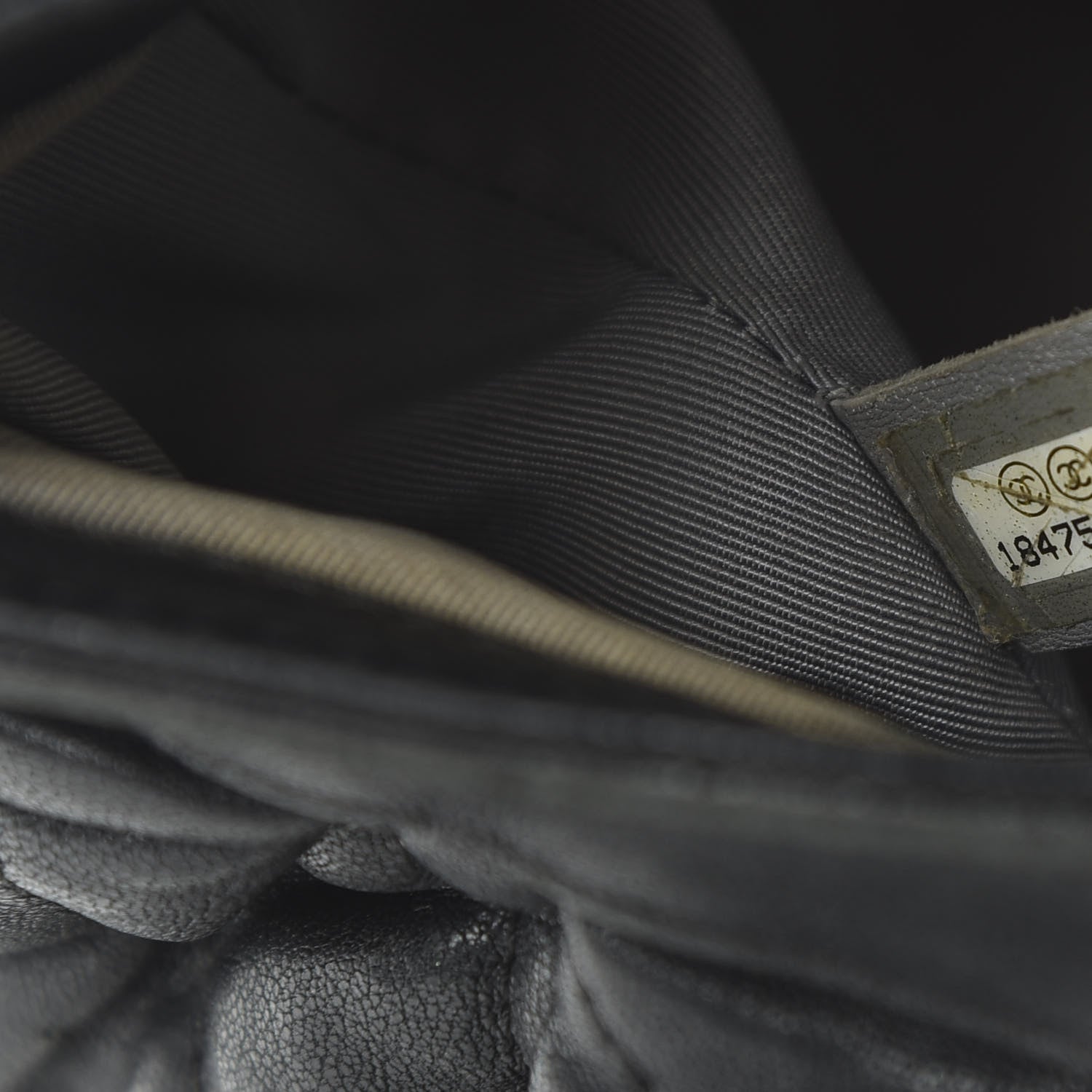 Chanel Washed Lambskin Quilted Medium Chain Around Messenger Black 9 of 10