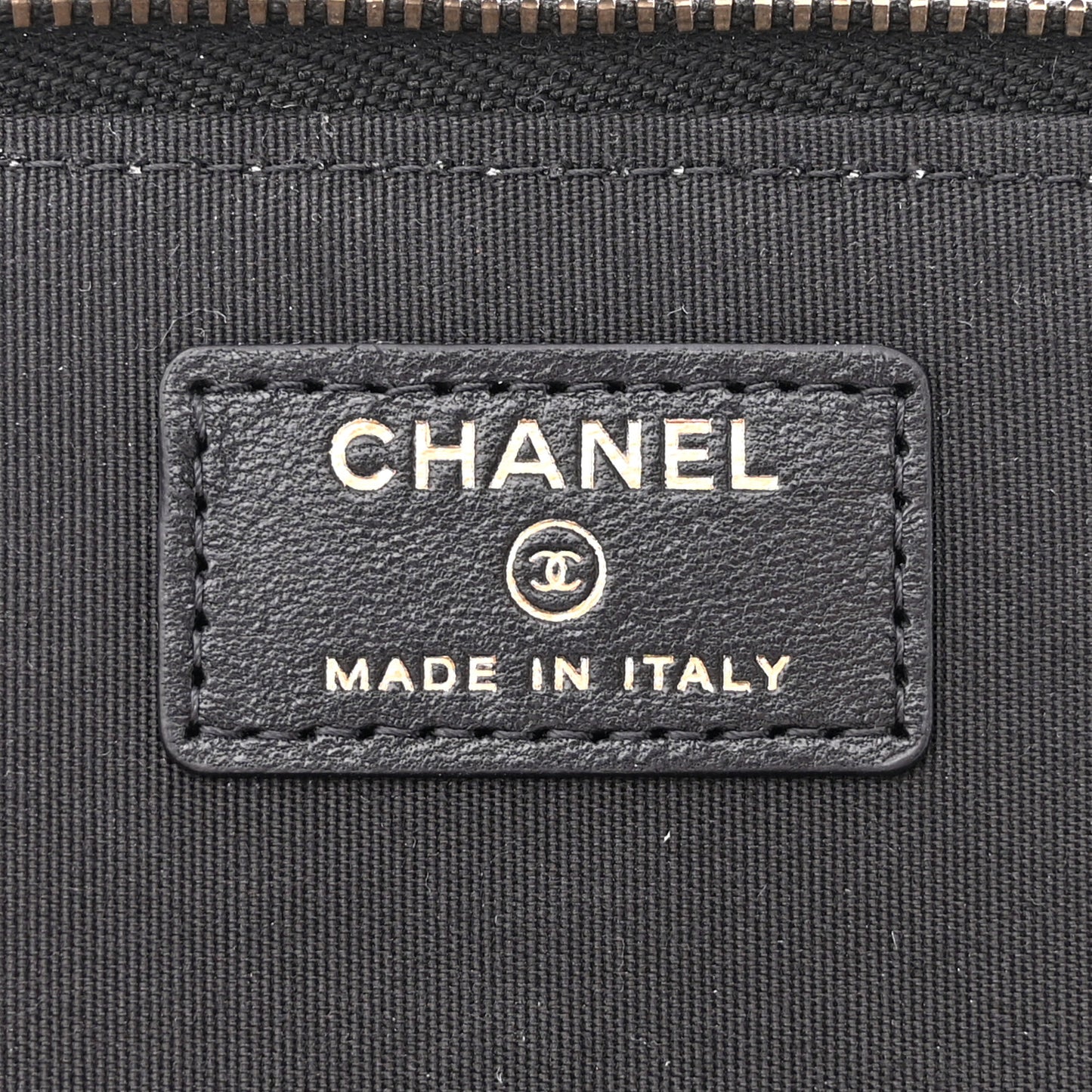 Raffia Jute Striped Small Vanity Case With Chain Black Beige