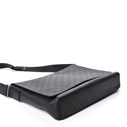 Louis Vuitton Damier Infini District MM Onyx 3 of 9