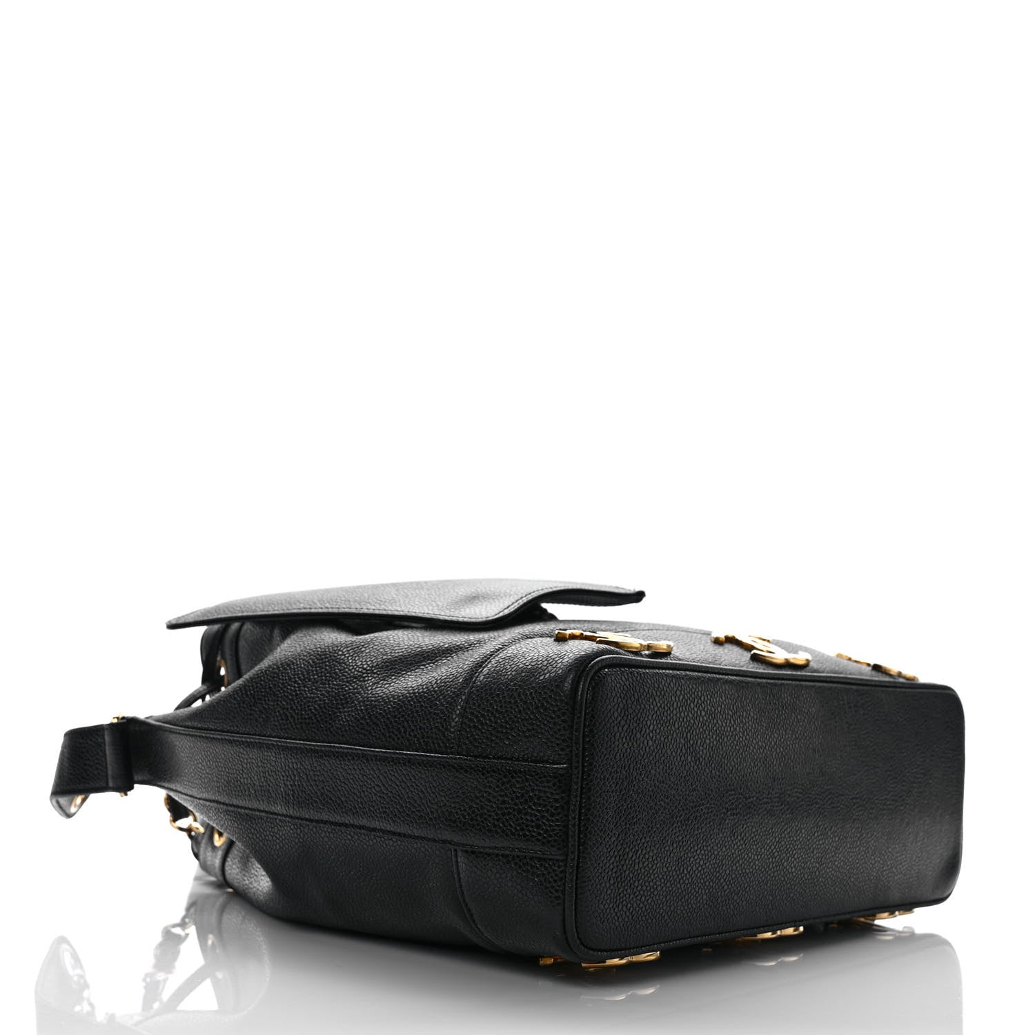 Chanel Caviar CC Drawstring Shoulder Bag Black 3 of 8