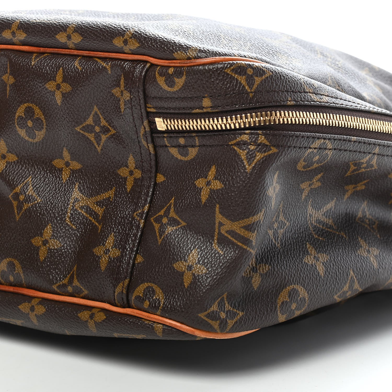 Louis Vuitton Monogram Excursion Shoe Bag 9 of 10