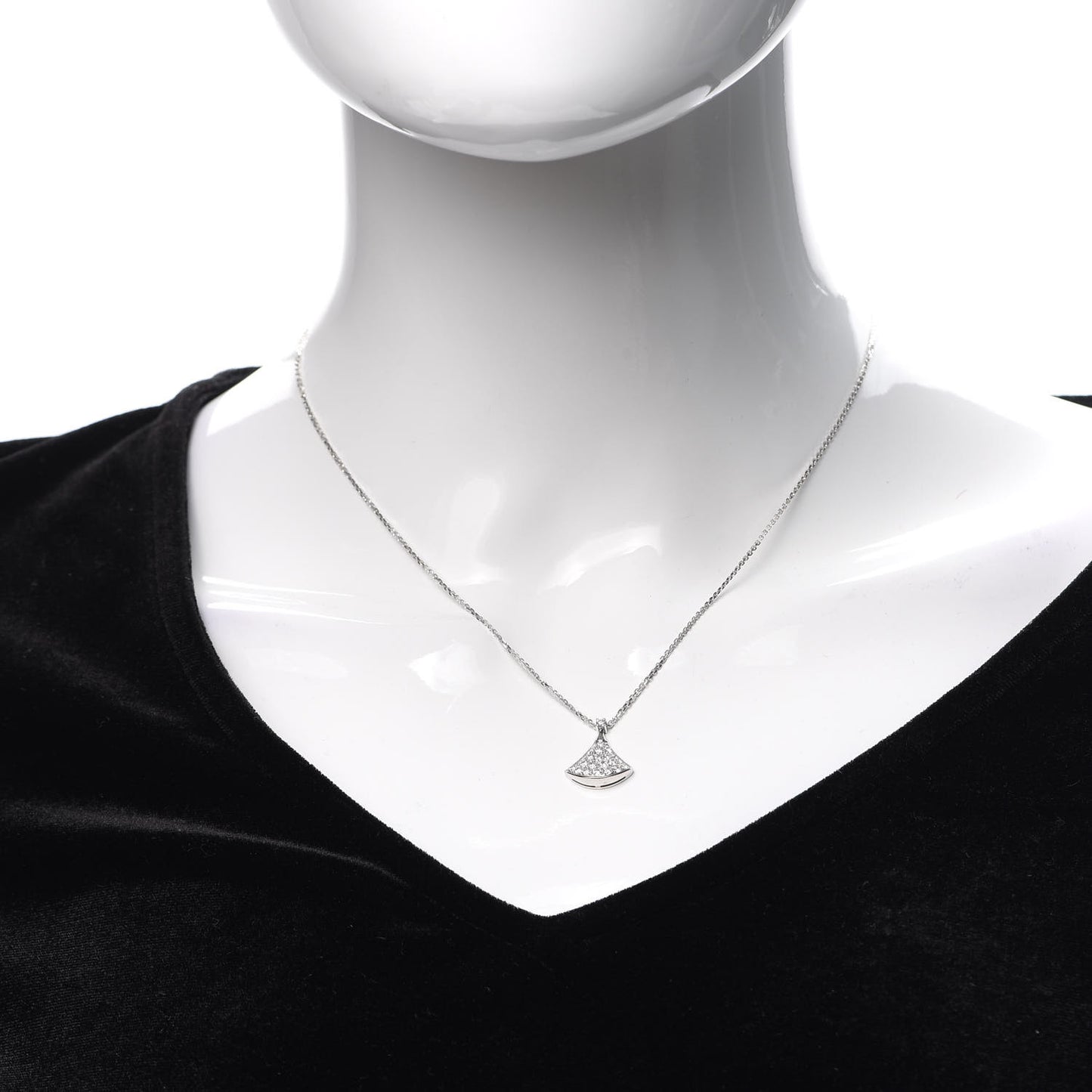 18K White Gold Diamond Divas' Dream Pave Necklace