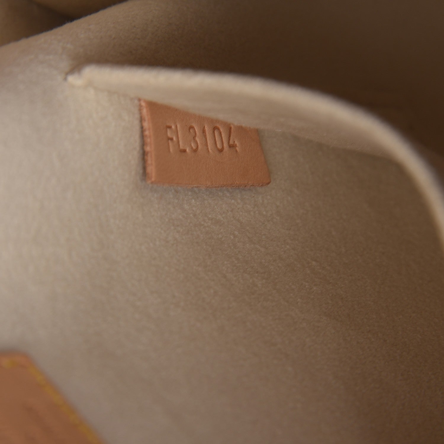 Louis Vuitton Epi Doc BB Coquelicot 8 of 8