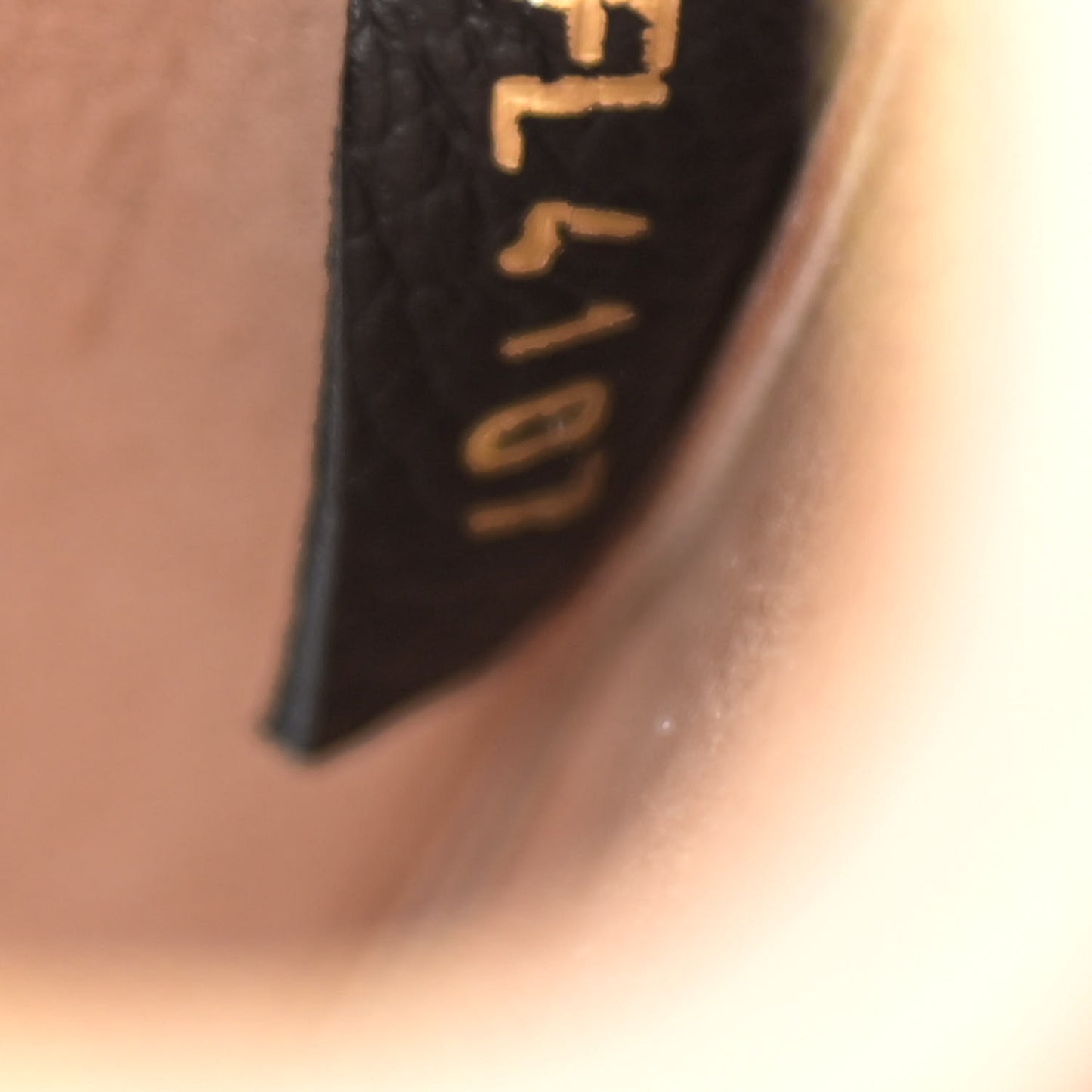 Monogram Flandrin Black