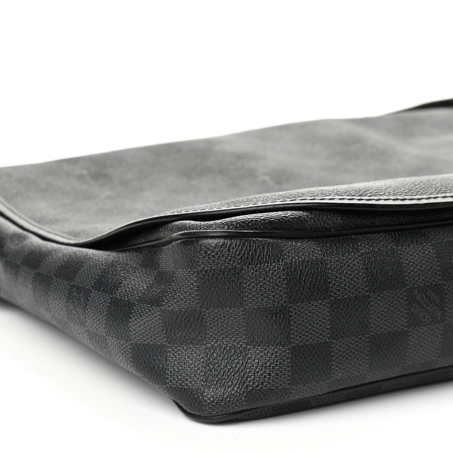 Louis Vuitton Damier Graphite Daniel MM 6 of 7