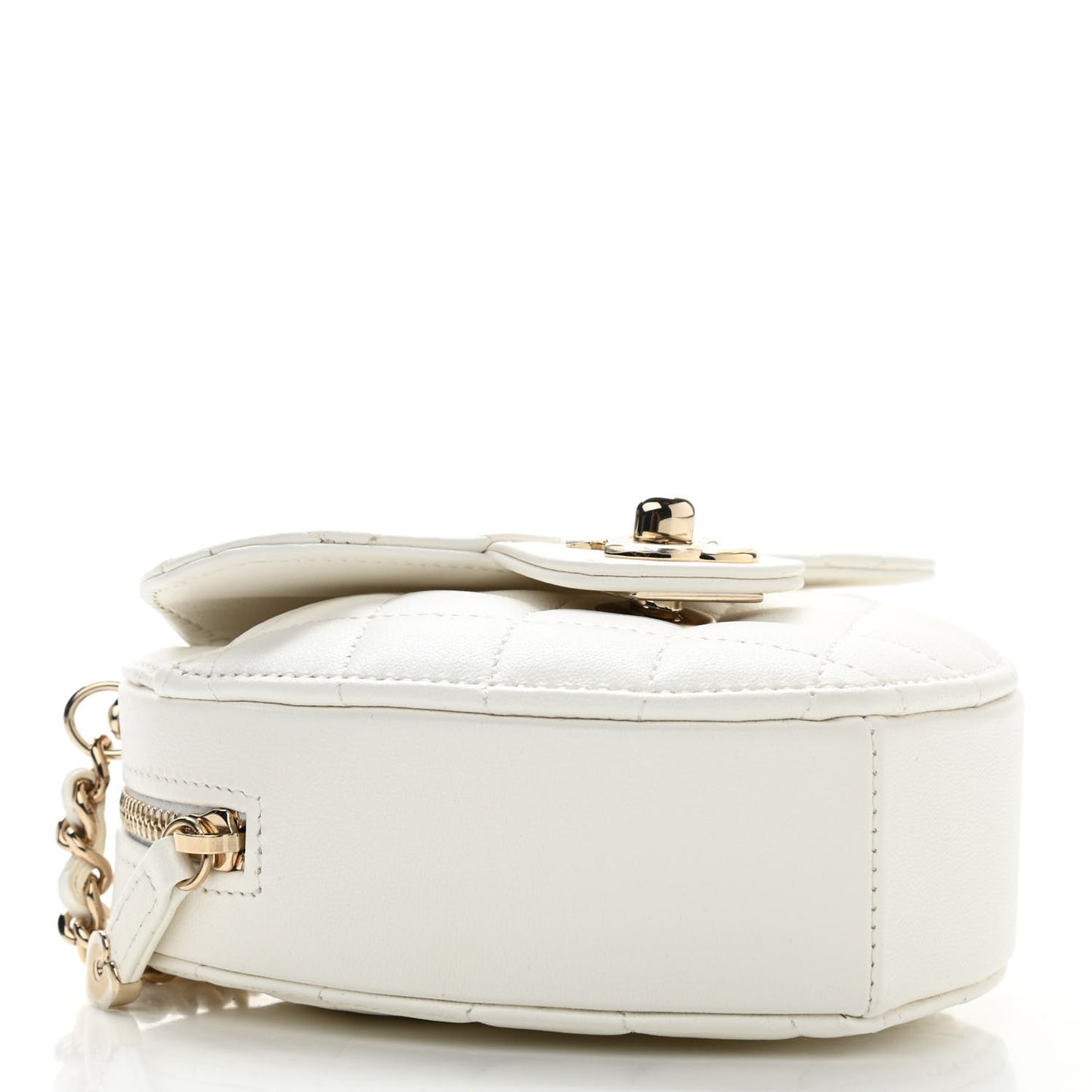 Lambskin Quilted CC In Love Heart Clutch With Chain White