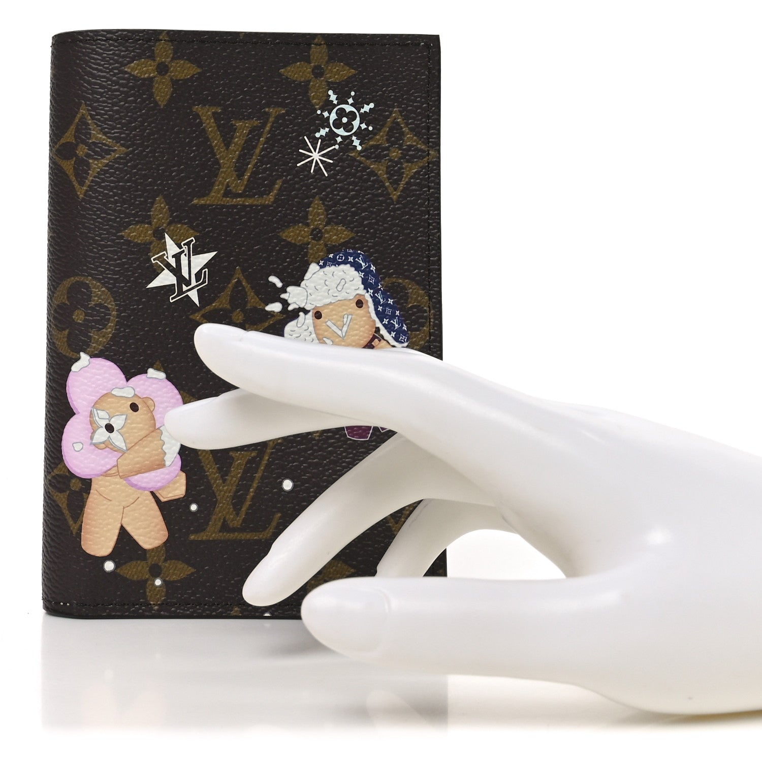 Louis Vuitton Monogram 2025 Christmas Animation Passport Cover Azur Frost 2 of 7