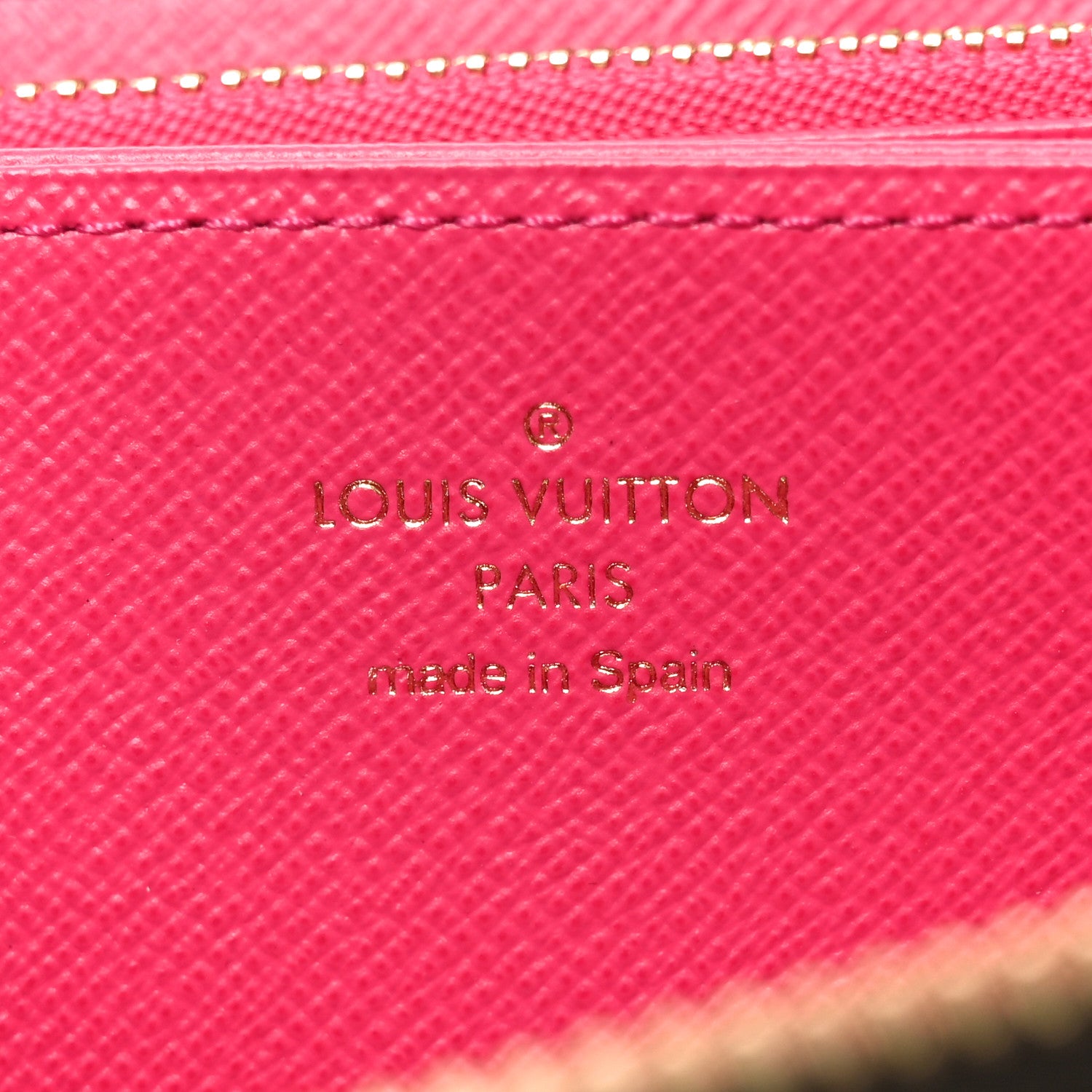 Louis Vuitton Monogram Travel Stickers Zippy Wallet 1802138