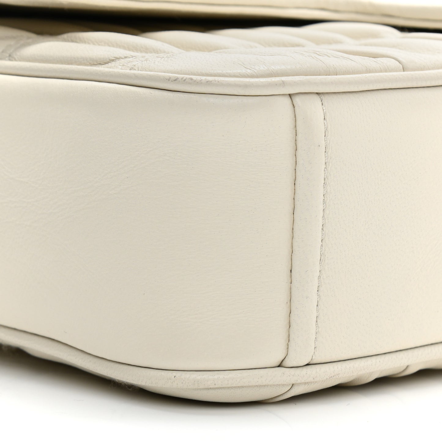 Nappa Gaufre Medium Chain Flap Shoulder Bag White