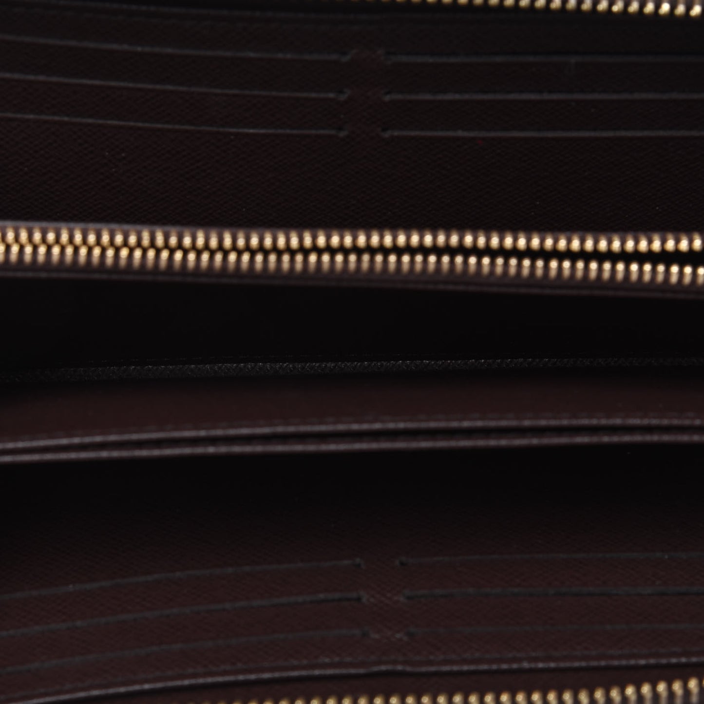 Damier Ebene Zippy Wallet