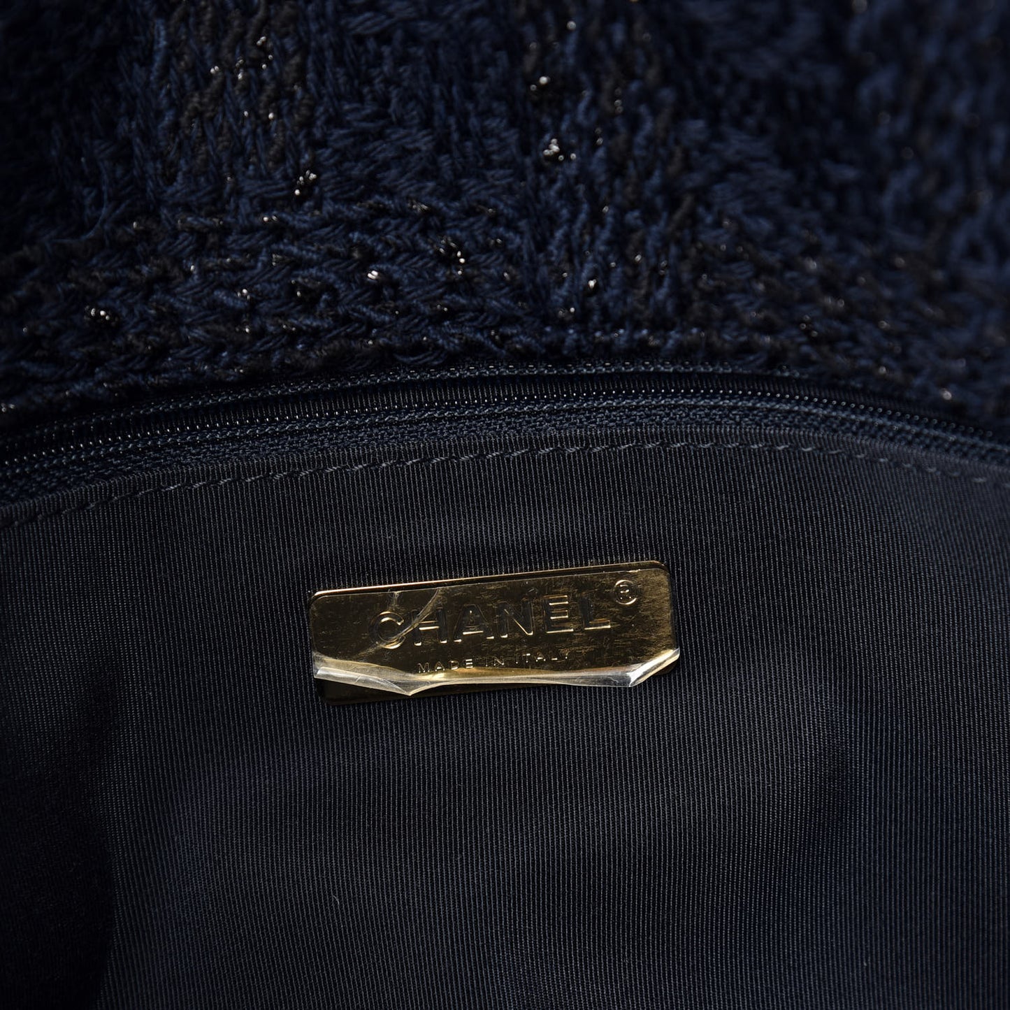 Tweed Quilted Maxi Chanel 19 Flap Navy