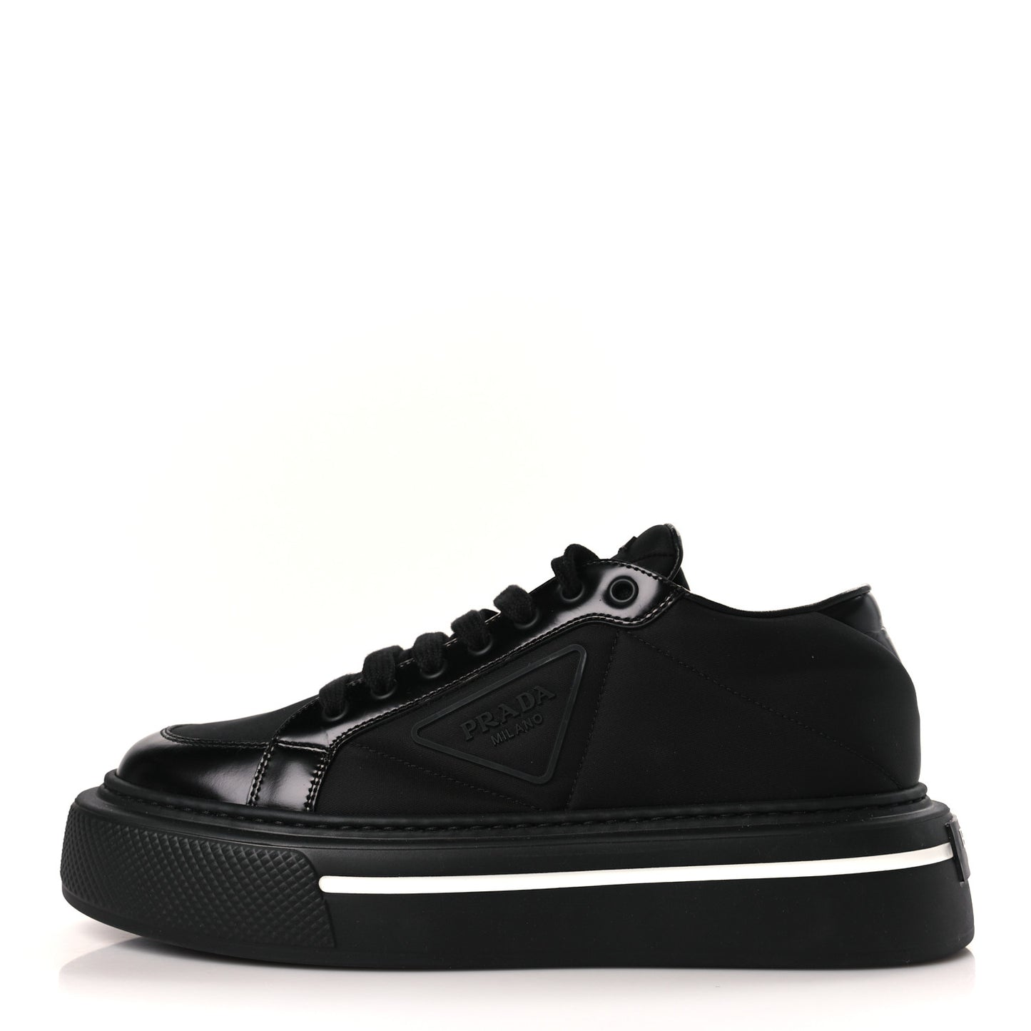 Re-Nylon Spazzolato Rubber Triangle Logo Macro Quilted Womens 45mm Platform Sneakers 39 Black
