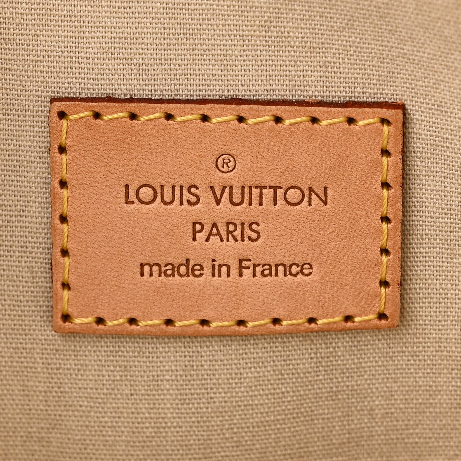 Louis Vuitton Vernis Alma PM Blanc Corail 6 of 10