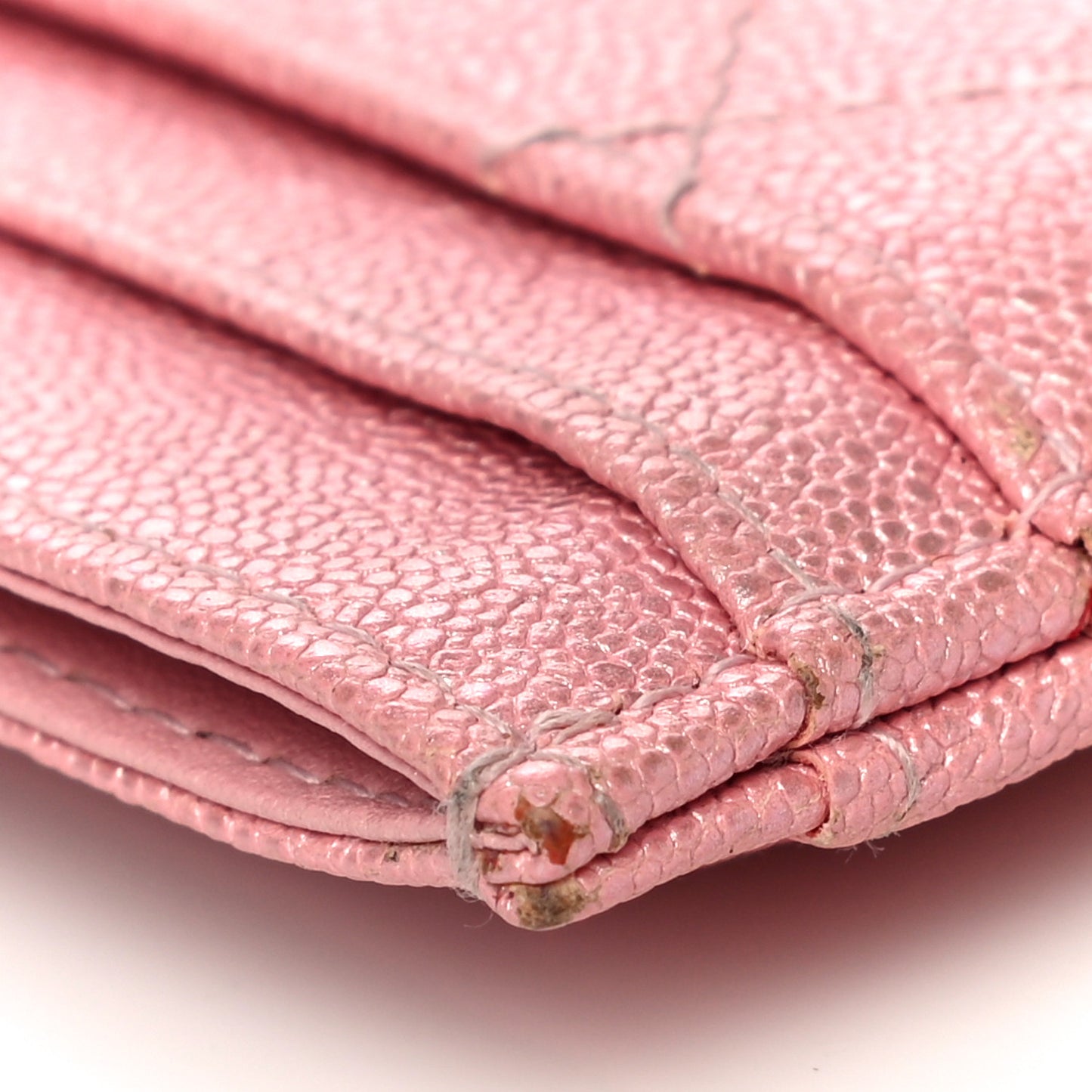 Iridescent Caviar Quilted Card Holder Pink