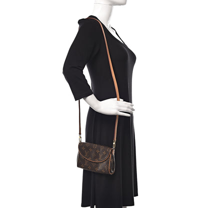 Louis Vuitton Monogram Pochette Friendly 2 of 16