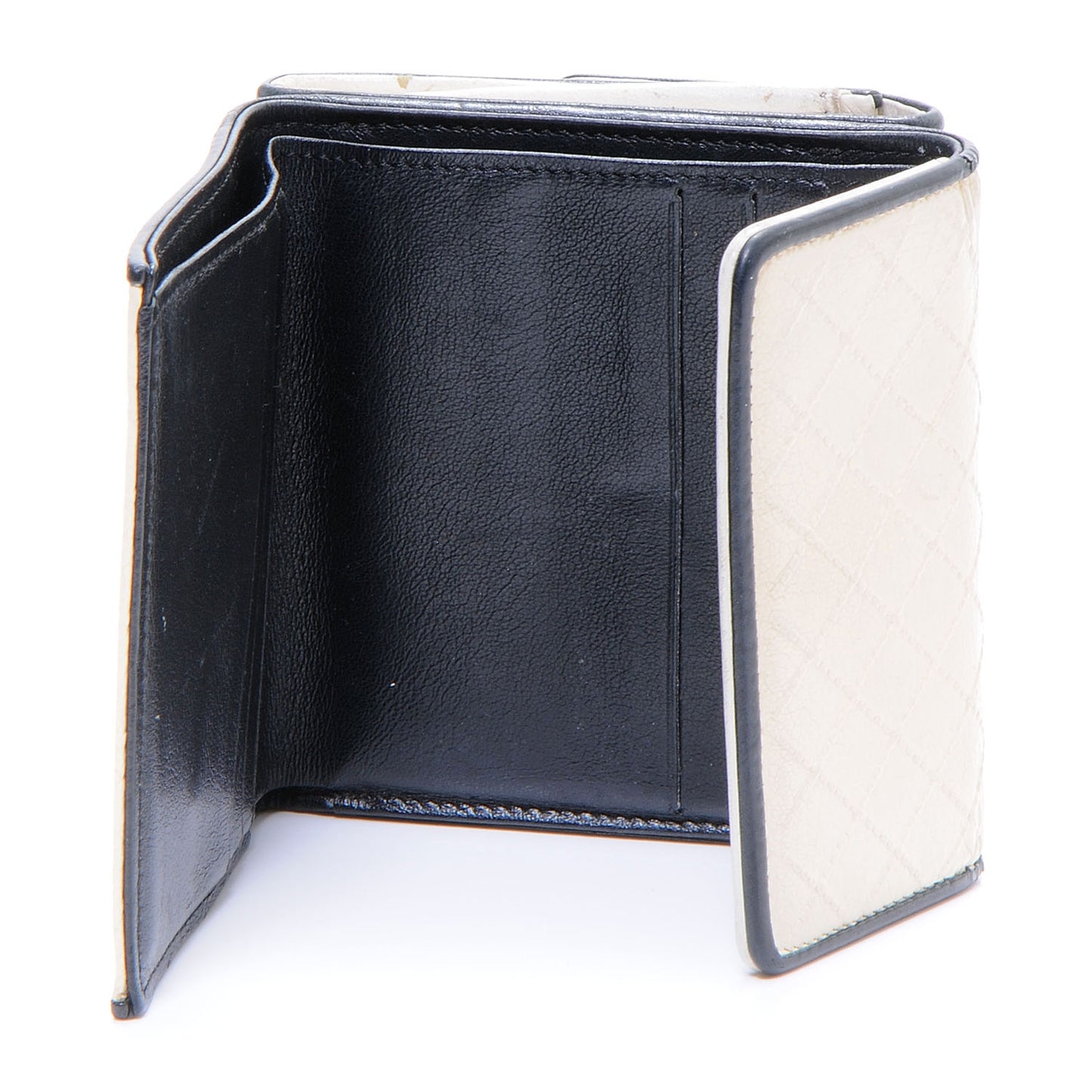 Diamond Stitch CC Compact Wallet Ivory