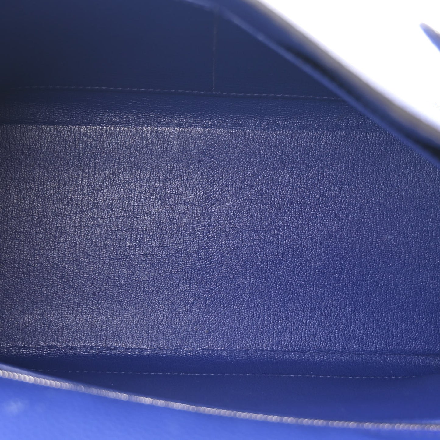 Togo Kelly Retourne 28 Bleu Electrique