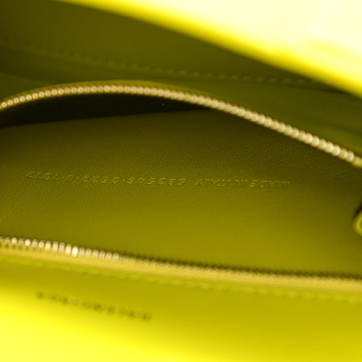 Grained Calfskin Small Hourglass Top Handle Bag Lime