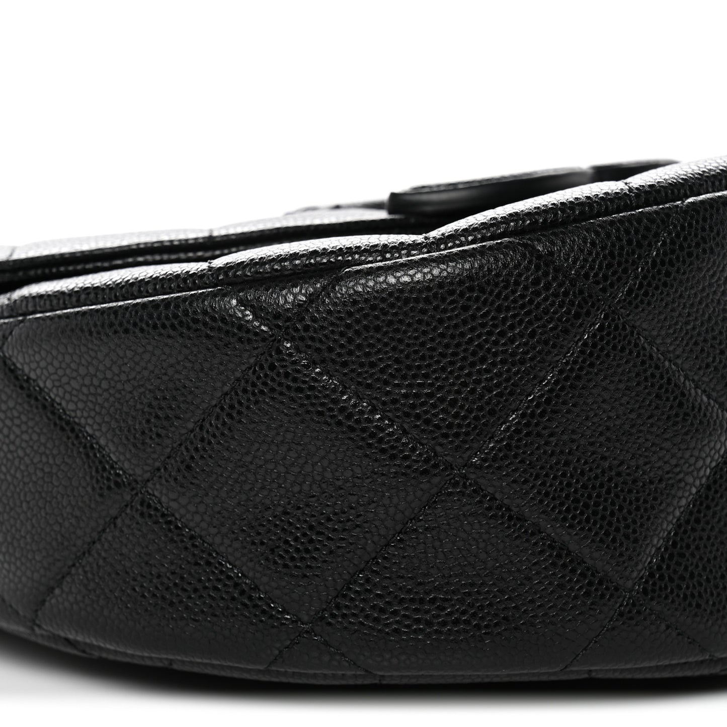 Caviar Quilted Small Messenger Flap Black