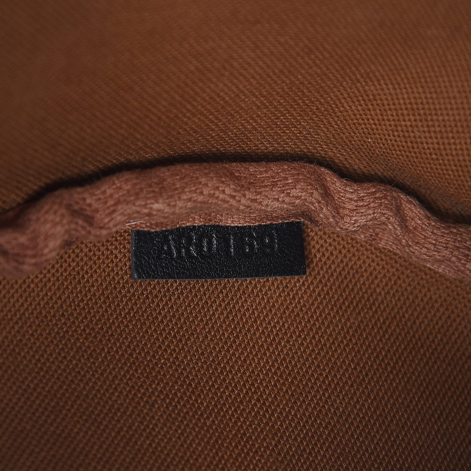 Louis Vuitton Monogram Solar Ray Papillon Messenger 7 of 9